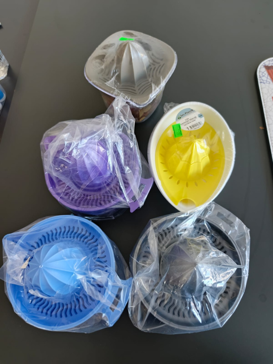 Plastik Limon Sıkacağı